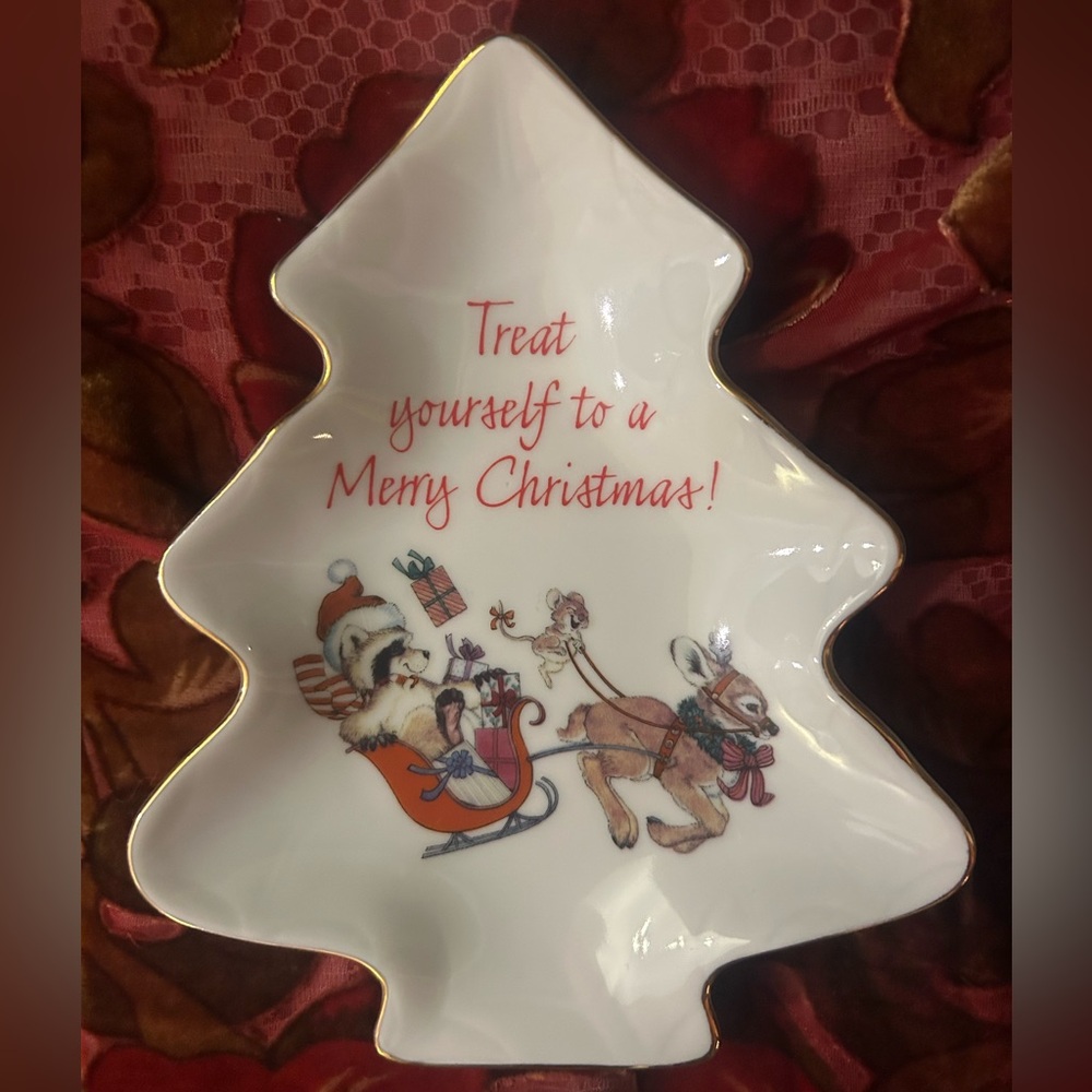🎄✨Vintage 1989 Genuine Porcelain Festive Christmas Tree Plate✨🎄